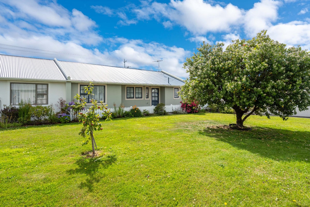 12/31 Eastbourne Street, Caversham, Dunedin - Carousel 16