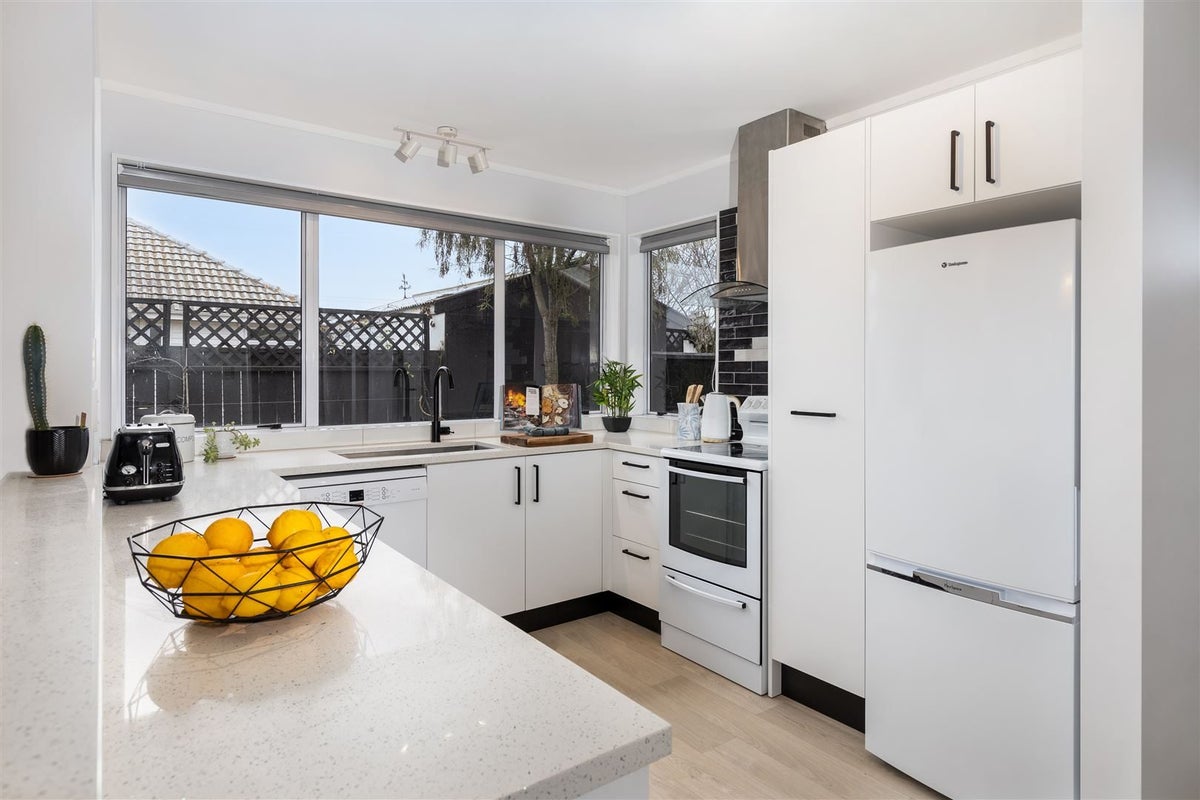 2 Brookfield Place, Redwoodtown, Blenheim - Carousel 2