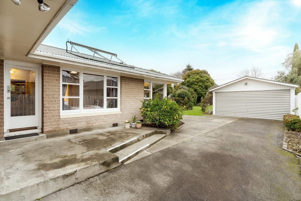 401 Withells Road, Avonhead, Christchurch - Carousel 22
