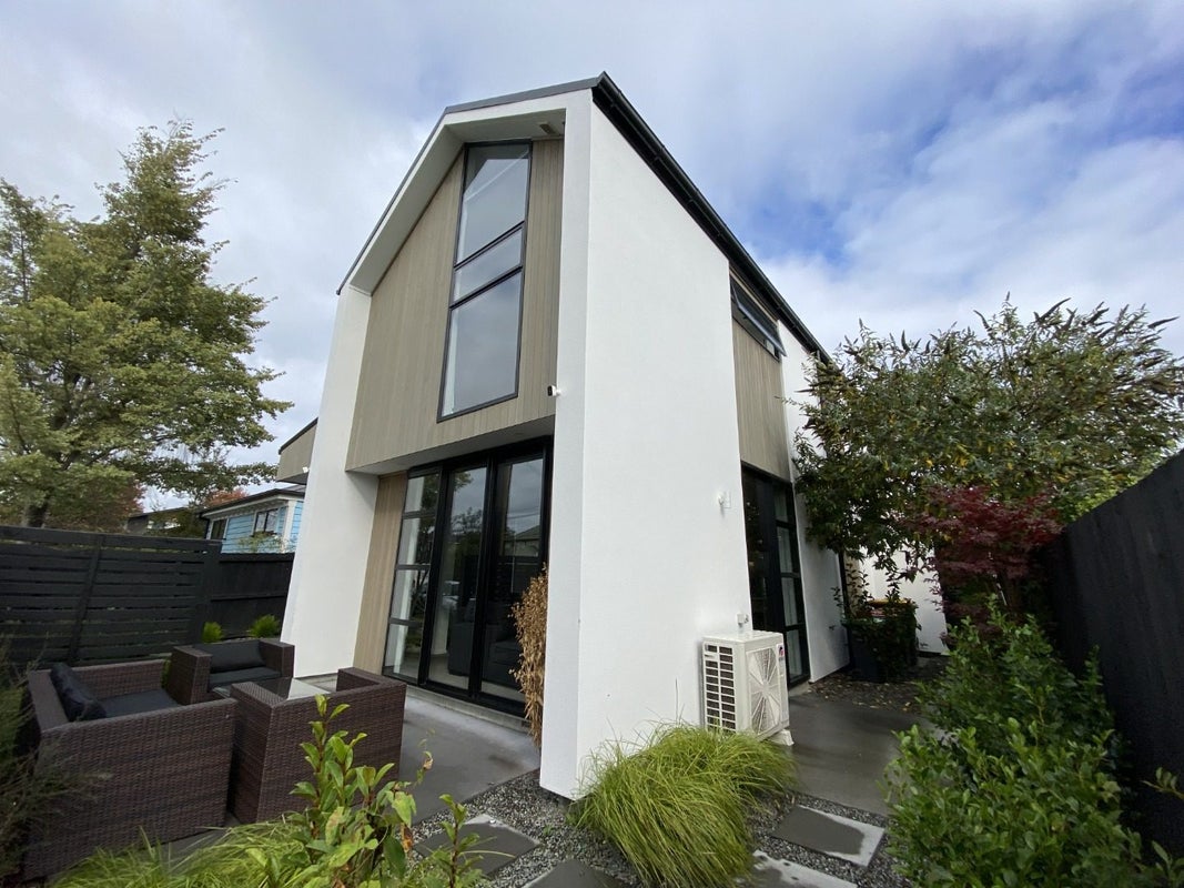 121A Packe Street, Edgeware, Christchurch - Carousel 11