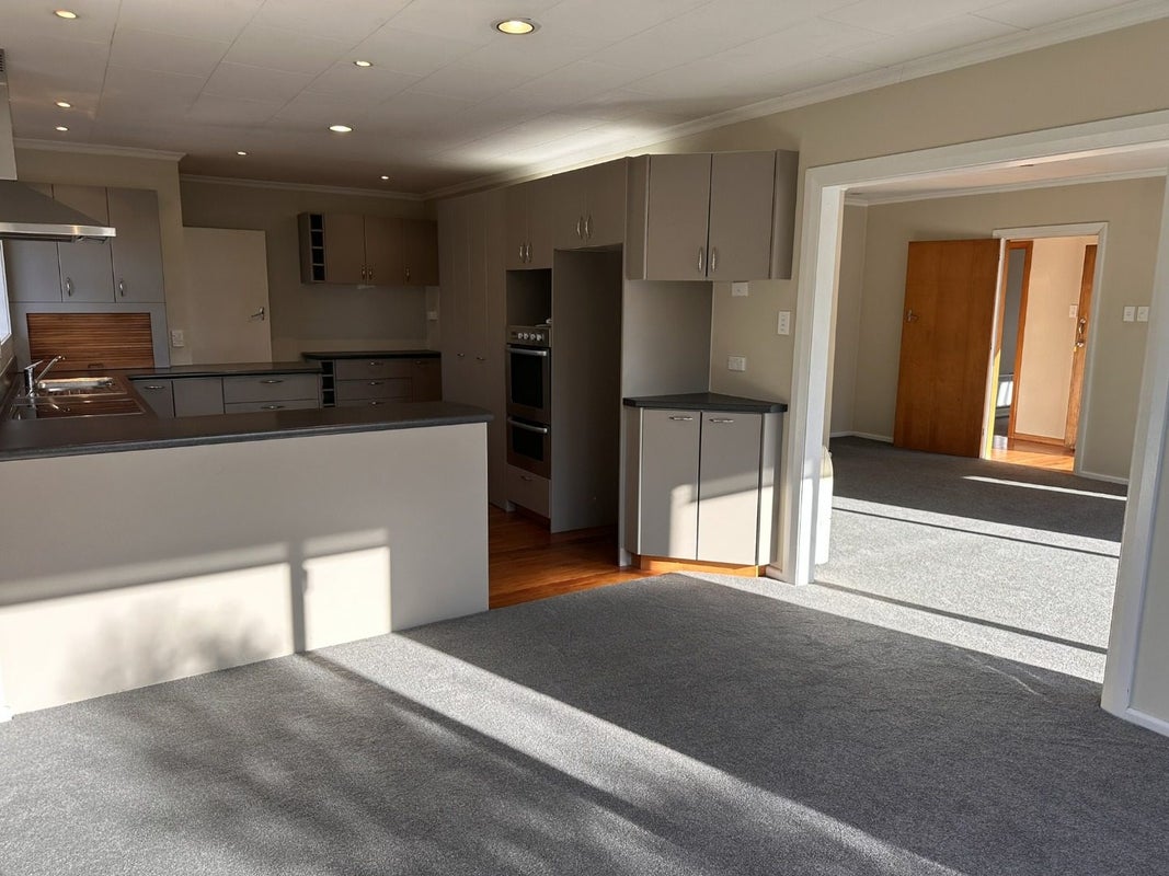 60 Roydvale Avenue, Burnside, Christchurch - Carousel 2