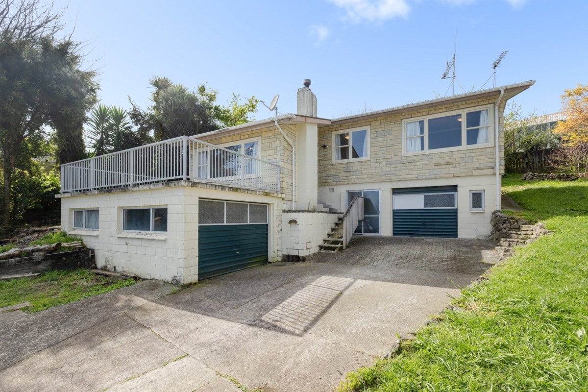 7 Seymour Place, Bellevue, Tauranga - Carousel 2
