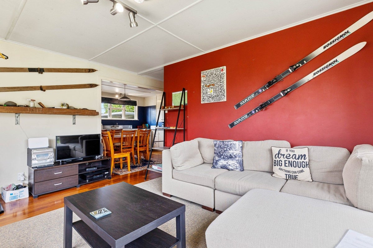17 Omaki Road, Owhango - Carousel 2