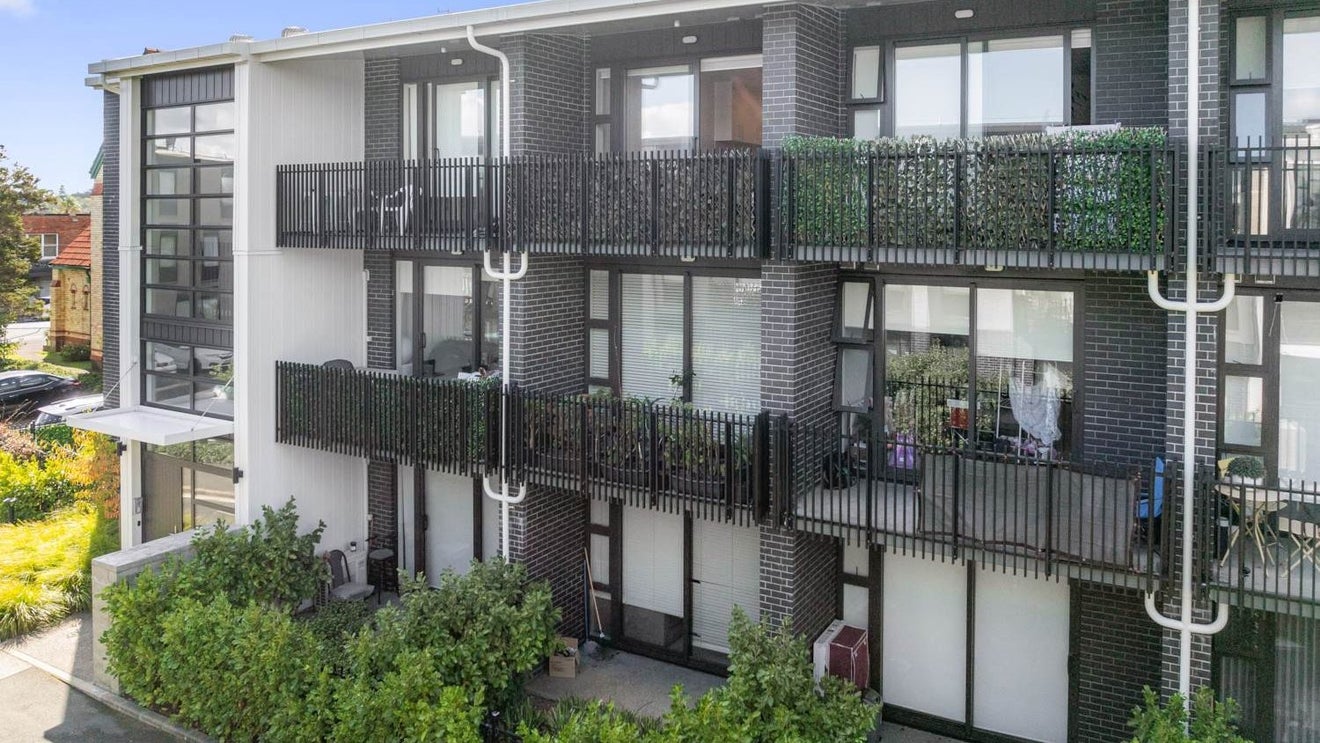 215/20 Mason Avenue, Otahuhu, Auckland - Carousel 1