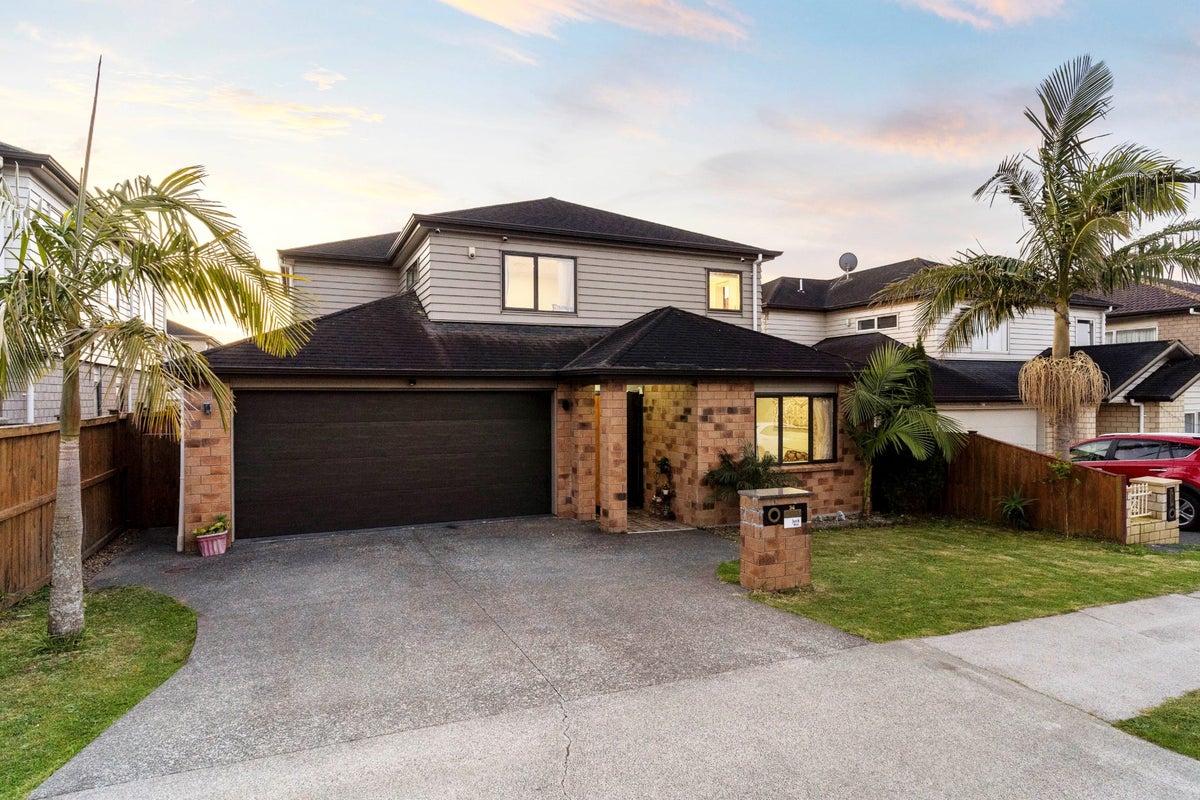34 Dromoland Drive, Flat Bush, Auckland - Carousel 30