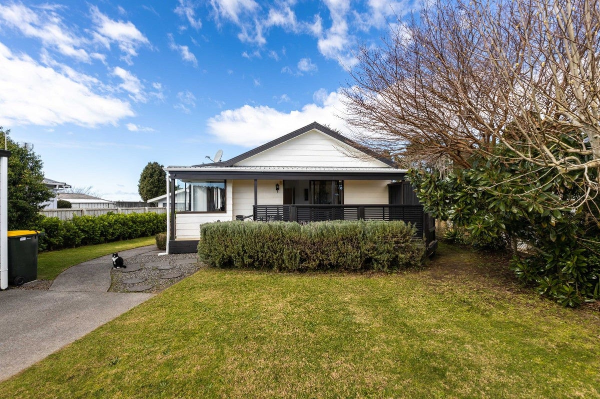 517 Mangorei Road, Highlands Park, New Plymouth - Carousel 2