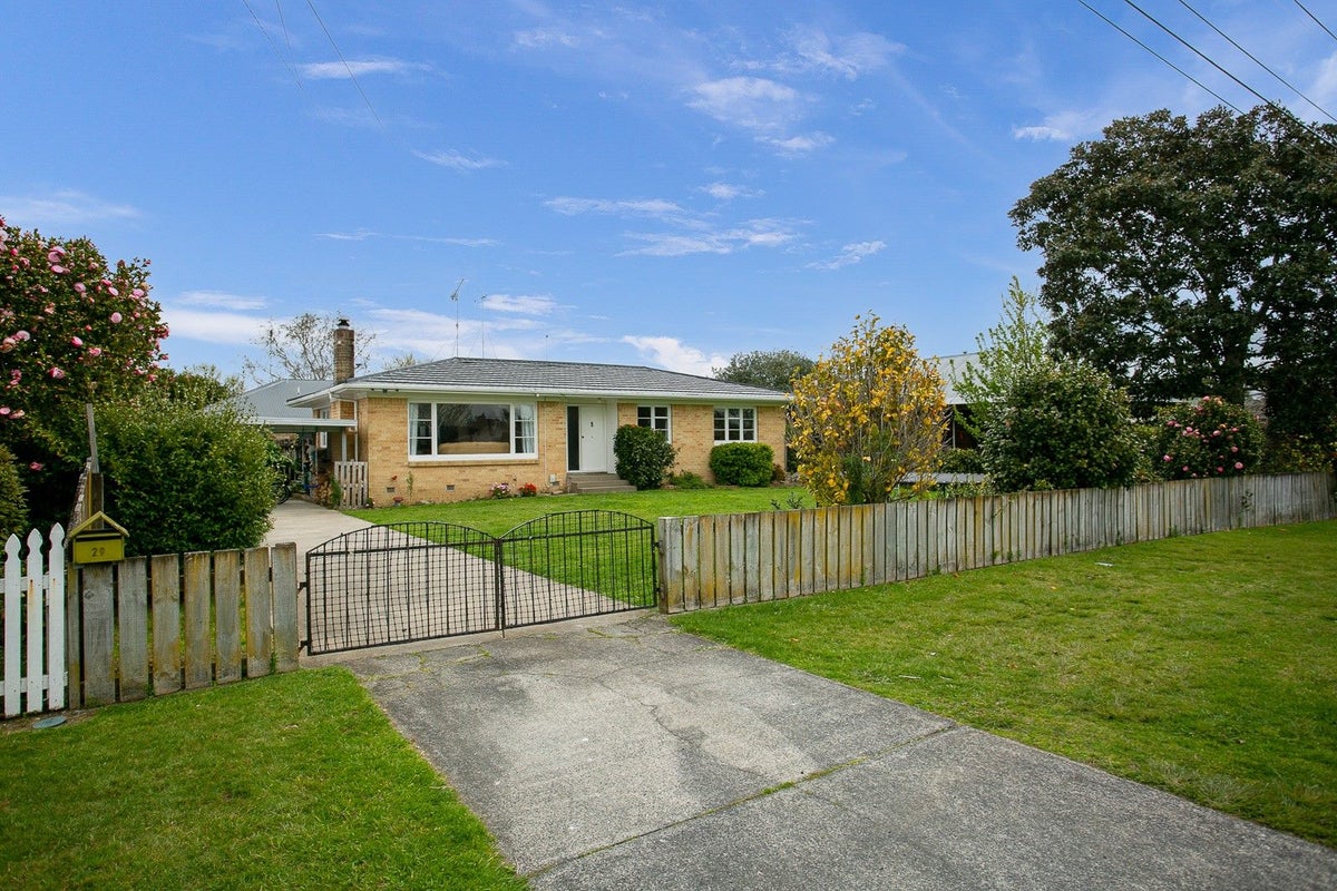29 Hemans Street, Leamington, Cambridge - Carousel 2