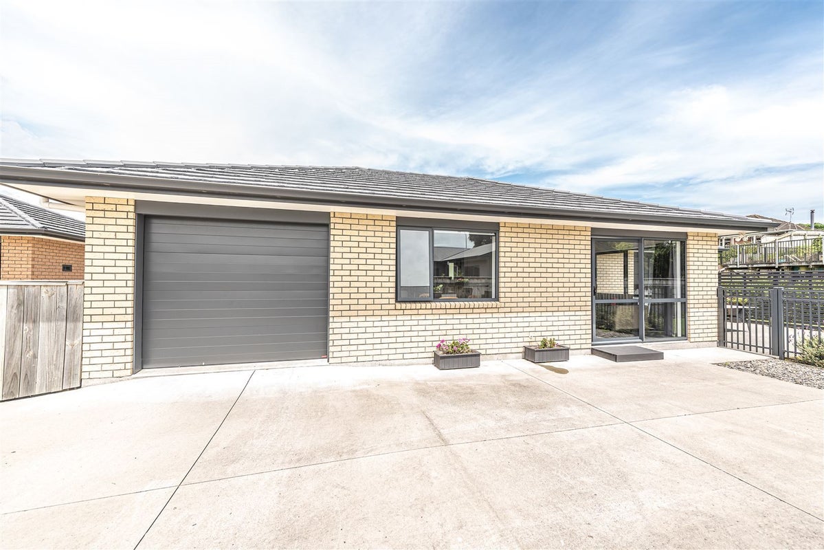 5 Buckingham Place, Springvale, Whanganui - Carousel 2