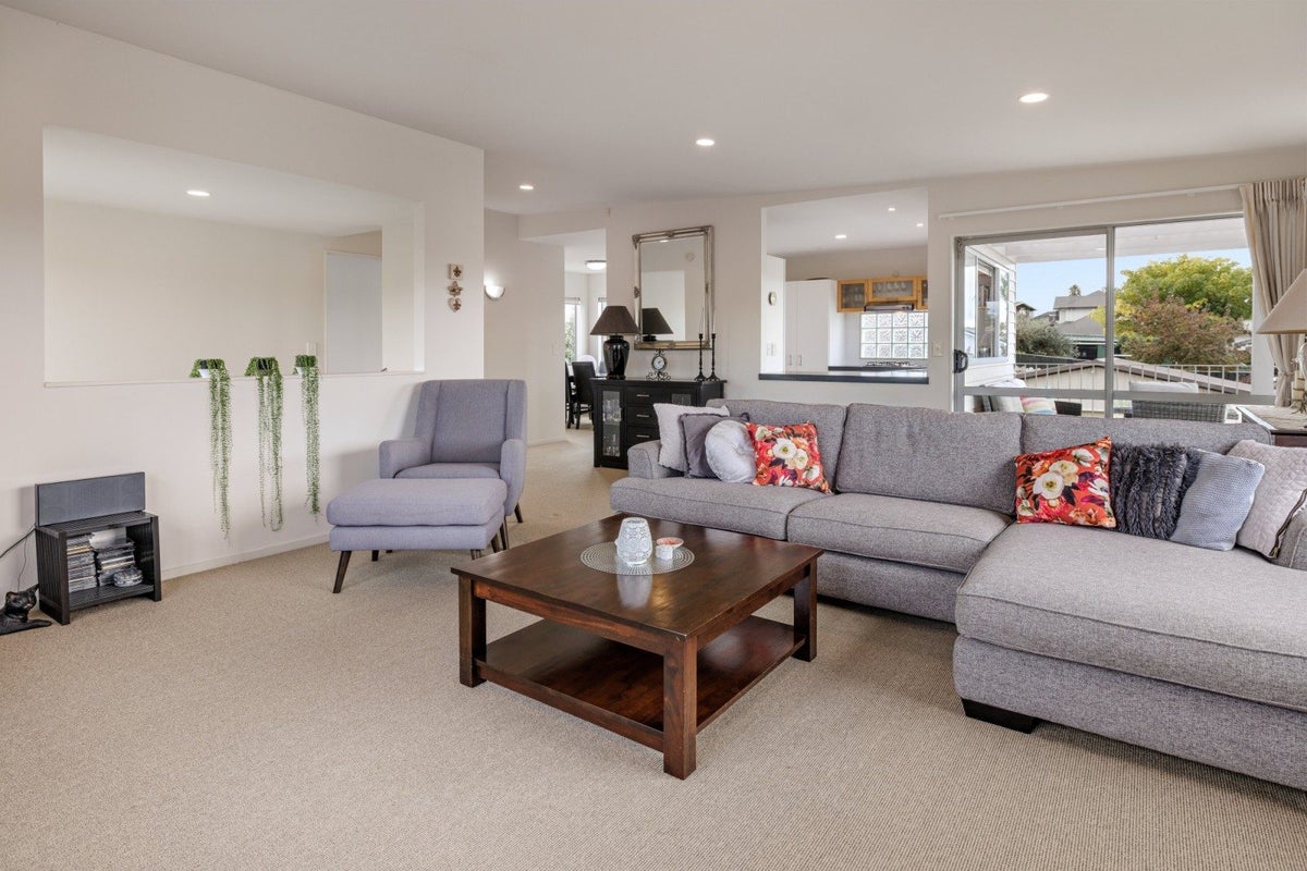 1 Matua Way, Matua, Tauranga - Carousel 2