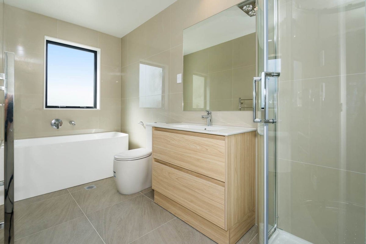 1F Nor'East Drive, Northcross, Auckland - Carousel 15