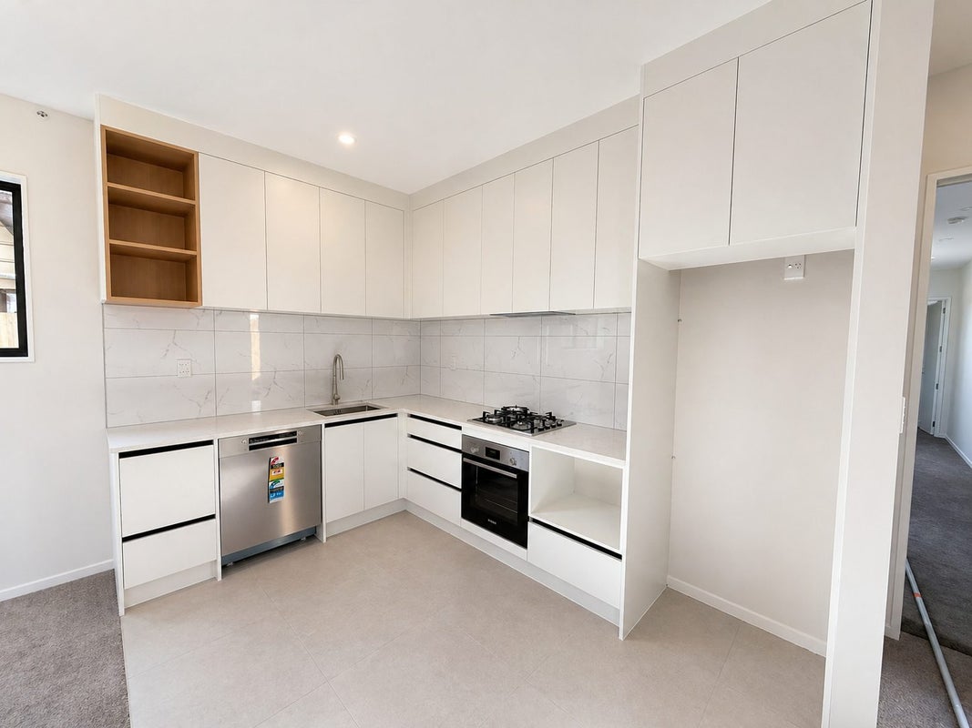 2 Biscay Place, Conifer Grove, Takanini - Carousel 2