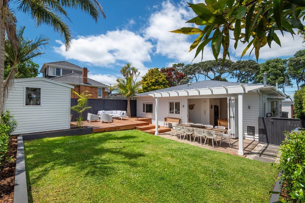 40 Ngataringa Road, Devonport, Auckland - Carousel 2