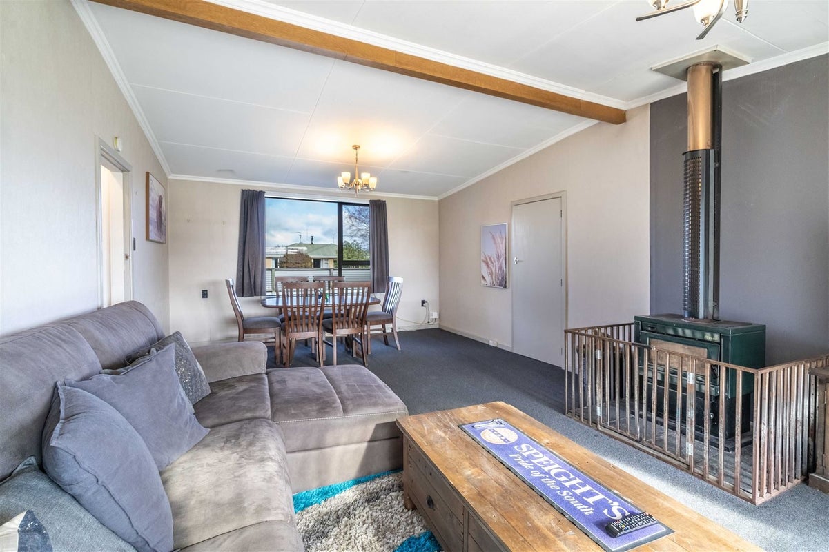 64 Highfield Terrace, Newfield, Invercargill - Carousel 2