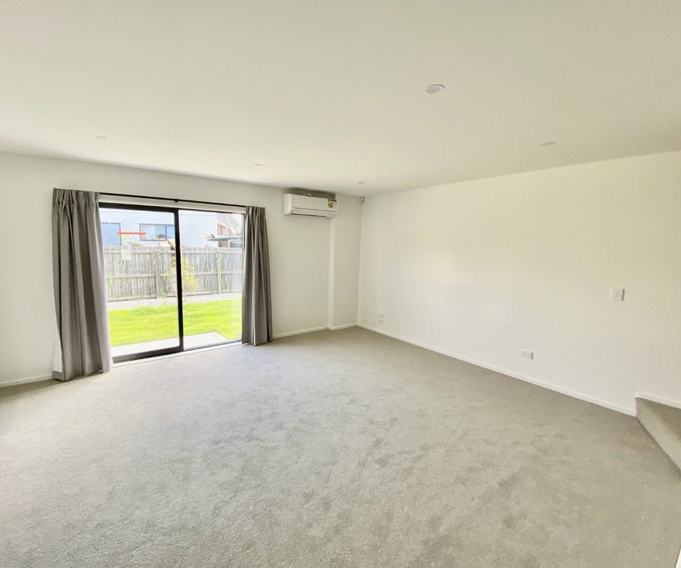 21/15 Bunyan Street, Waltham, Christchurch - Carousel 2