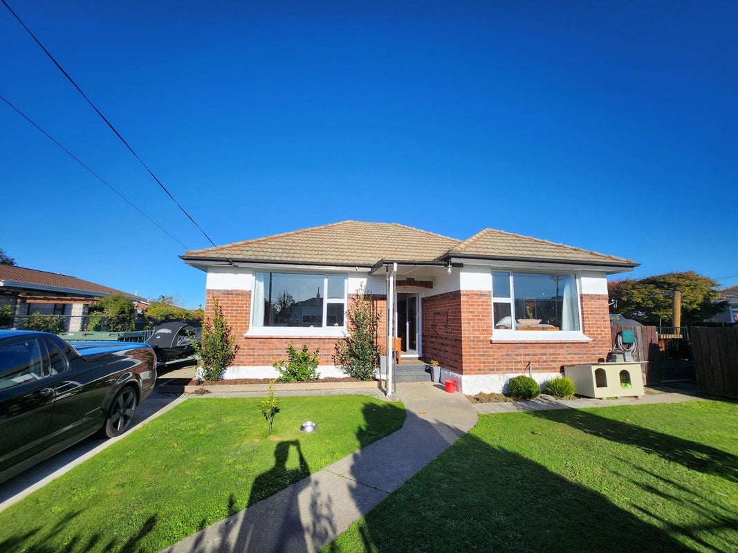 9 Stirling Street, Oamaru North, Oamaru - Carousel 1