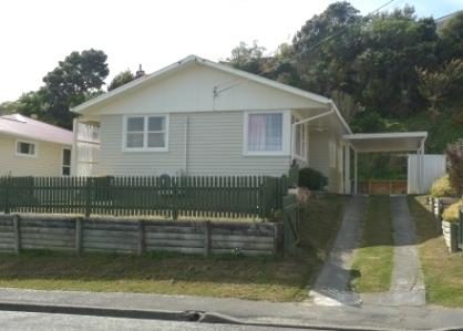 15 Catherine Crescent, Paparangi, Wellington - Carousel 1