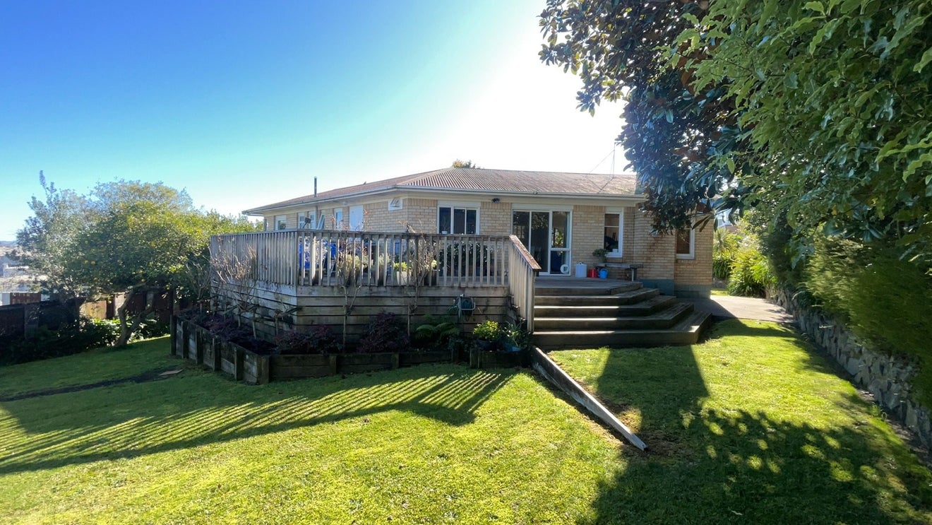 51 Corrin Street, Melville, Hamilton - Carousel 20