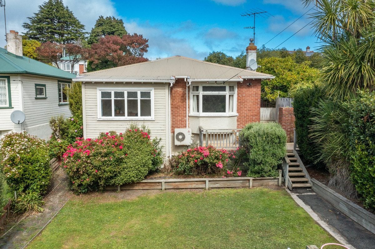 52 Mitchell Avenue, Maryhill, Dunedin - Carousel 1