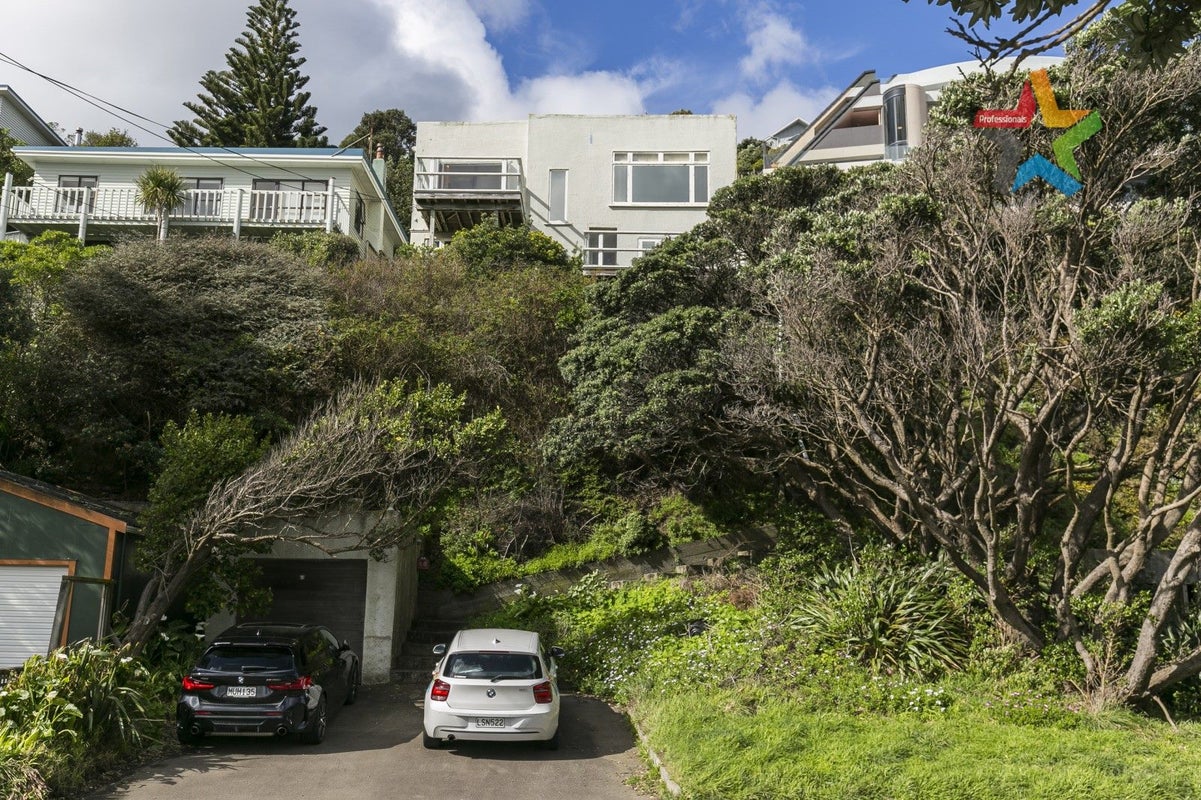46 Shelly Bay Road, Maupuia, Wellington - Carousel 2