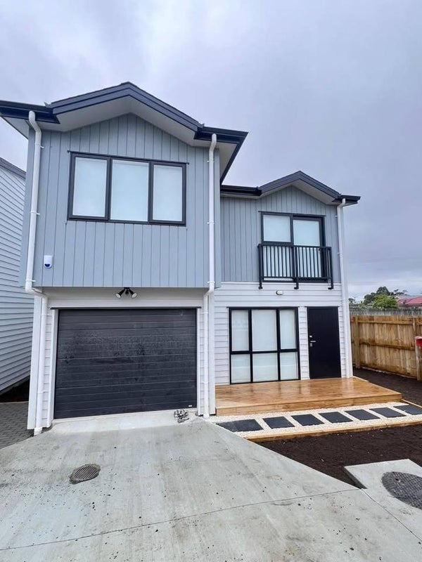 14D Gray Avenue, Mangere East, Auckland - Carousel 2