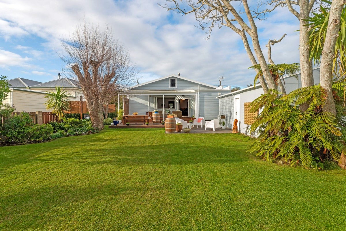 116 Whitaker Street, Whataupoko, Gisborne - Carousel 1