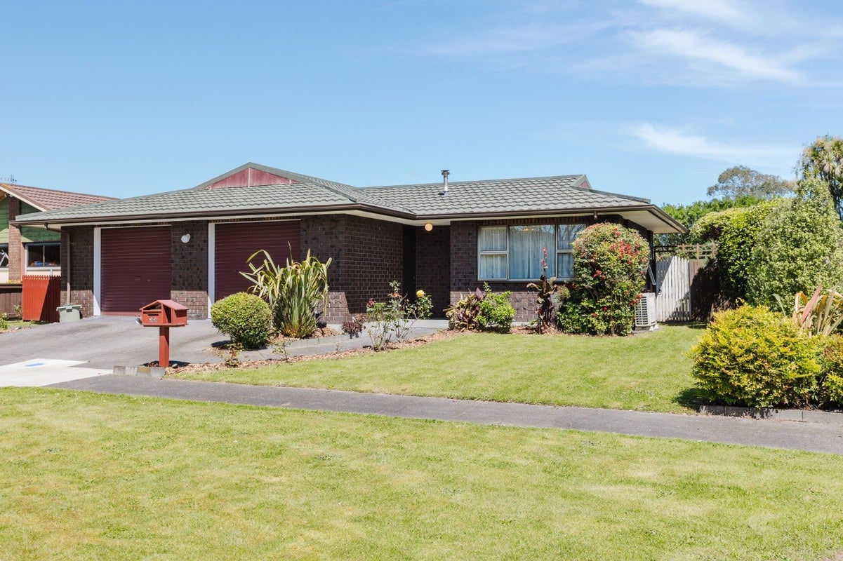 22 Hind Place, Hokowhitu, Palmerston North - Carousel 1