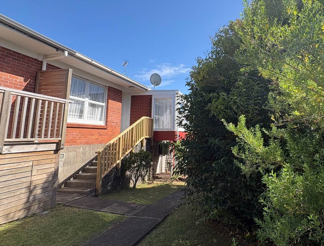 3/4 Penzance Road, Mairangi Bay, North Shore City, Auckland - Carousel 1