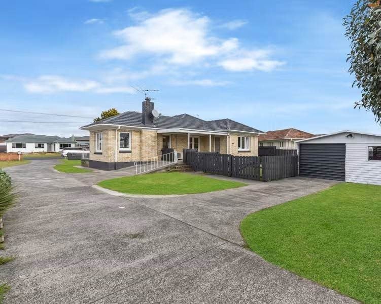 1/44 Willis Road, Papakura, Papakura - Carousel 1