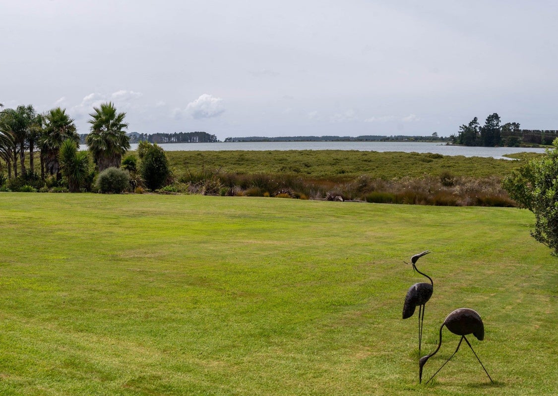 694D State Highway 2, Tahawai, Katikati - Carousel 2