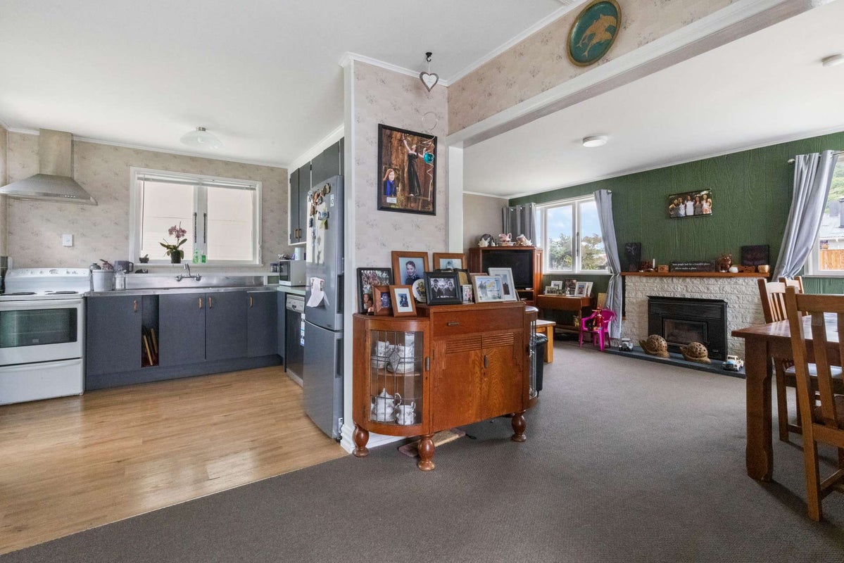 11 Matuku Street, Selwyn Heights, Rotorua - Carousel 1