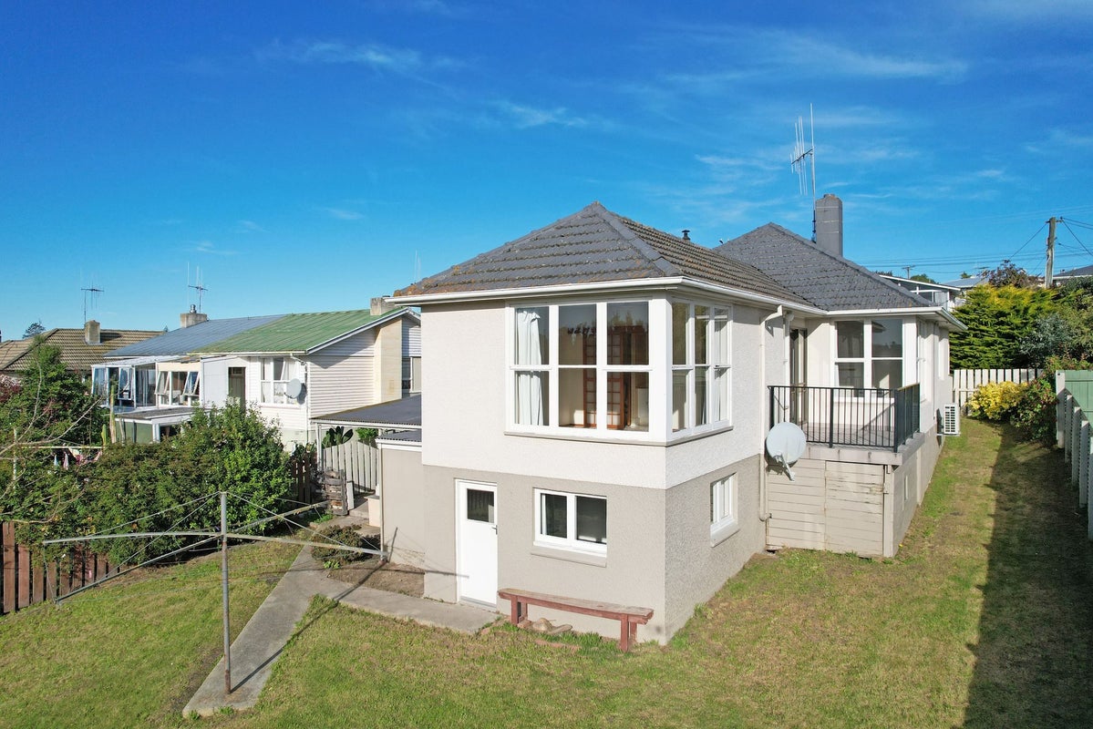 20 Hayle Street, Holmes Hill, Oamaru - Carousel 1