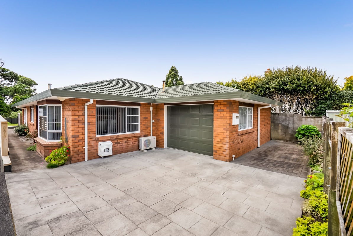89A Belt Road, New Plymouth, New Plymouth - Carousel 1