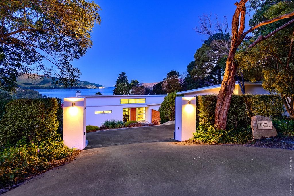 115 Main Road, Governors Bay, Lyttelton - Carousel 1