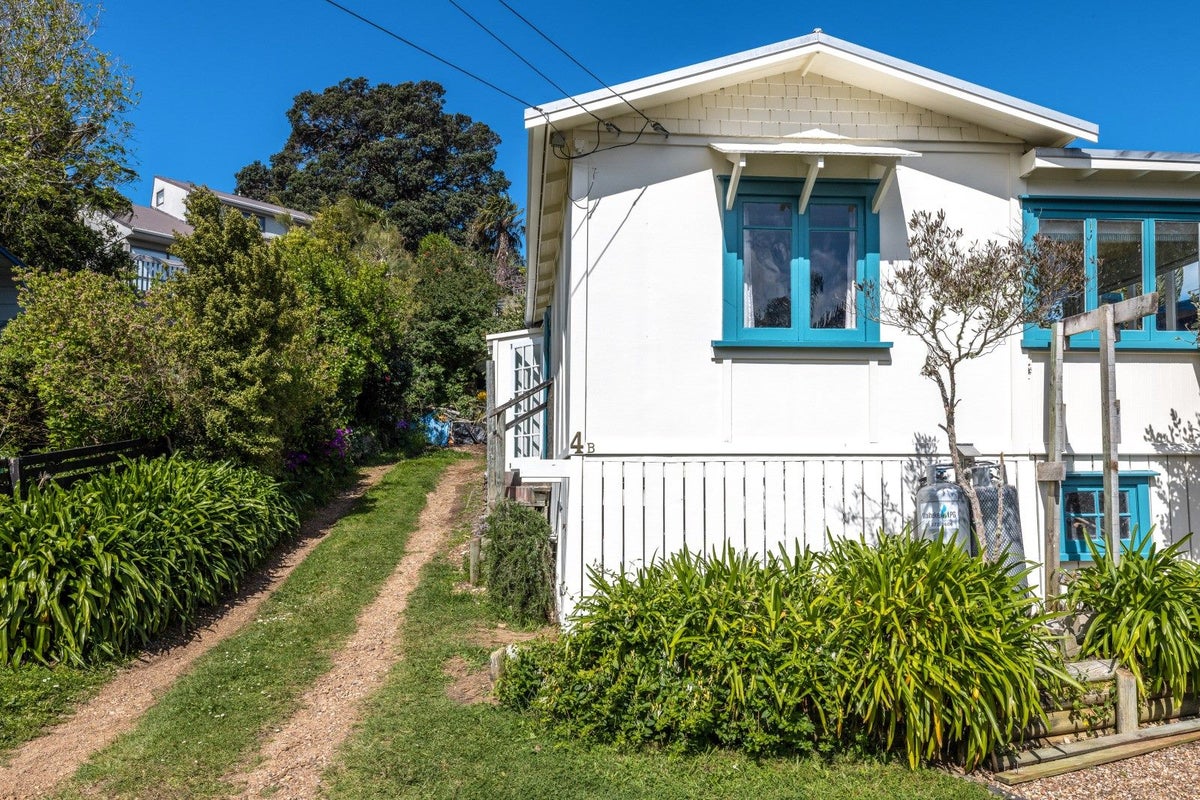 4B Glen Brook Road, Omiha, Waiheke Island - Carousel 26