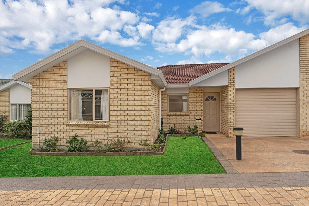 24/169 Sturges Road, Henderson, Auckland - Carousel 1