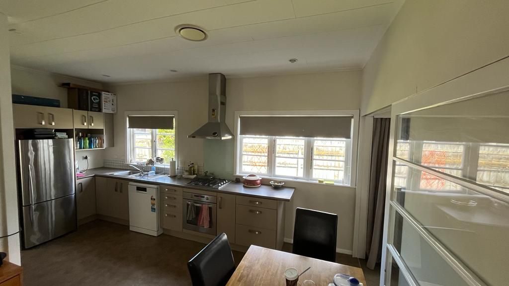 572 High Street, Boulcott, Lower Hutt - Carousel 2
