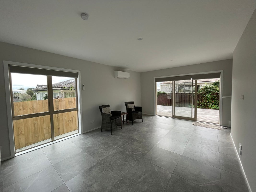 36 Athenic Avenue, Lynfield, Auckland - Carousel 2