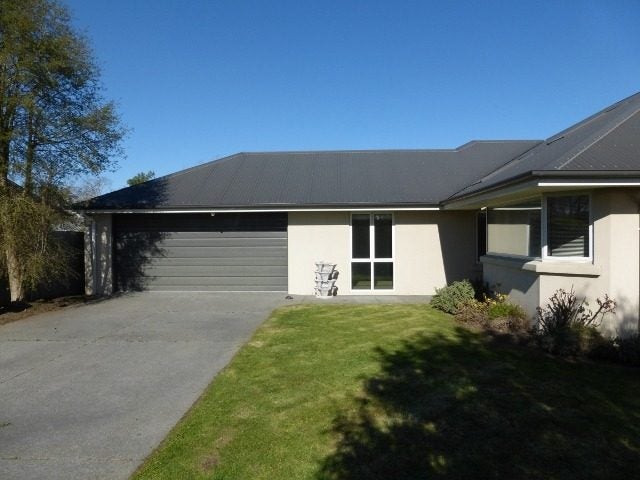 25 Mataroa Place, Parklands, Christchurch - Carousel 1