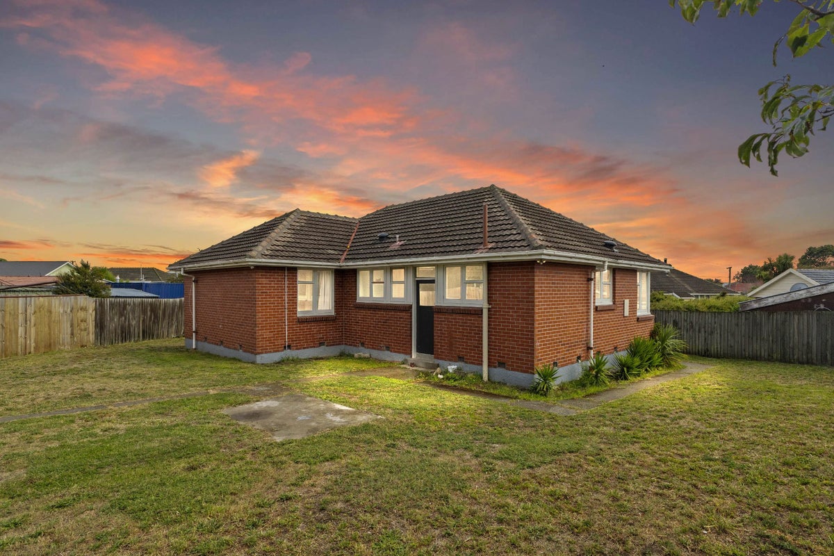 12 Mattingley Street, Aranui, Christchurch - Carousel 2