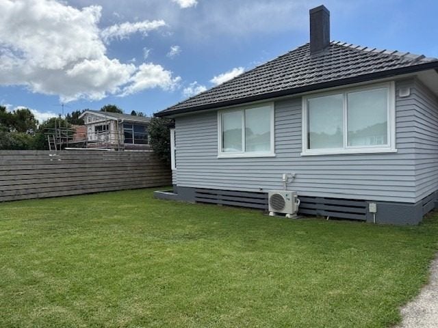 21 Twentyfirst Avenue, Gate Pa, Tauranga - Carousel 1