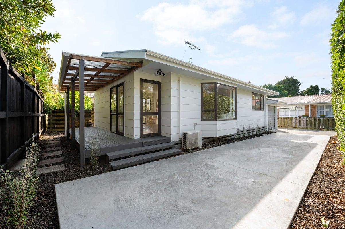 7B Thames Street, Claudelands, Hamilton - Carousel 1