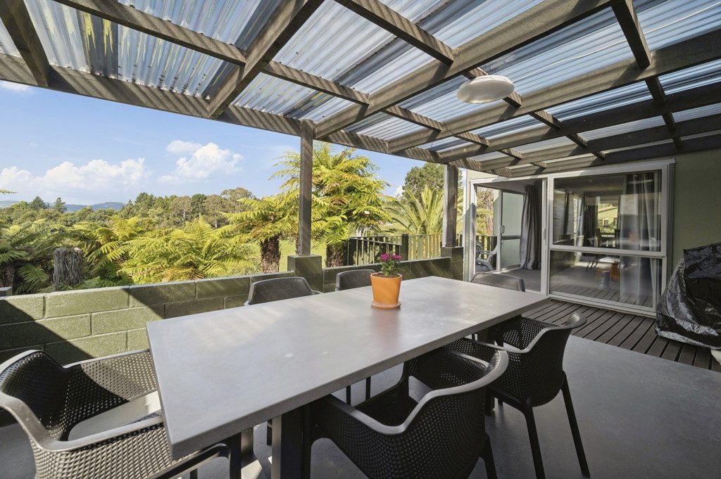 14 Taiporutu Place, Springfield, Rotorua - Carousel 22