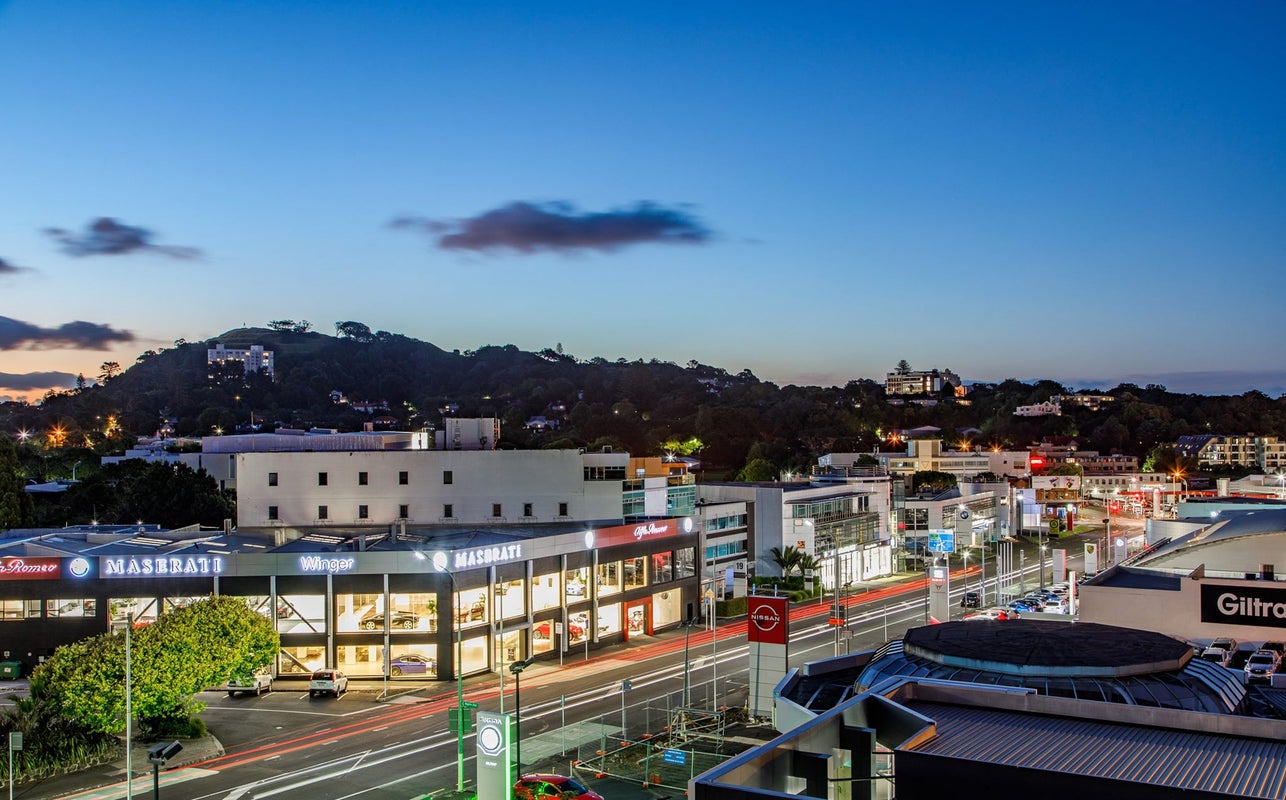 207/64 Great South Road, Remuera, Auckland - Carousel 2