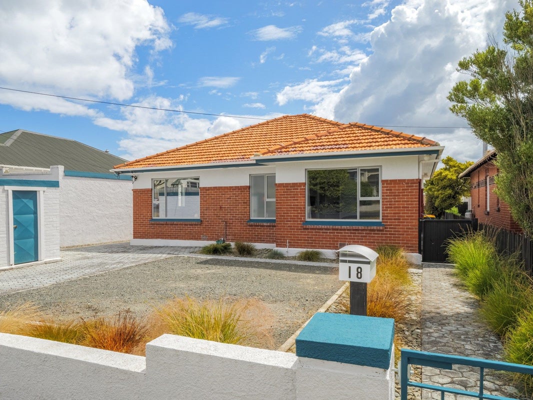 18 Crest Street, Tainui, Dunedin - Carousel 2