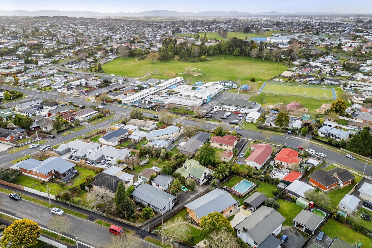 5B Ross View Terrace, Dinsdale, Hamilton, Waikato - Carousel 27