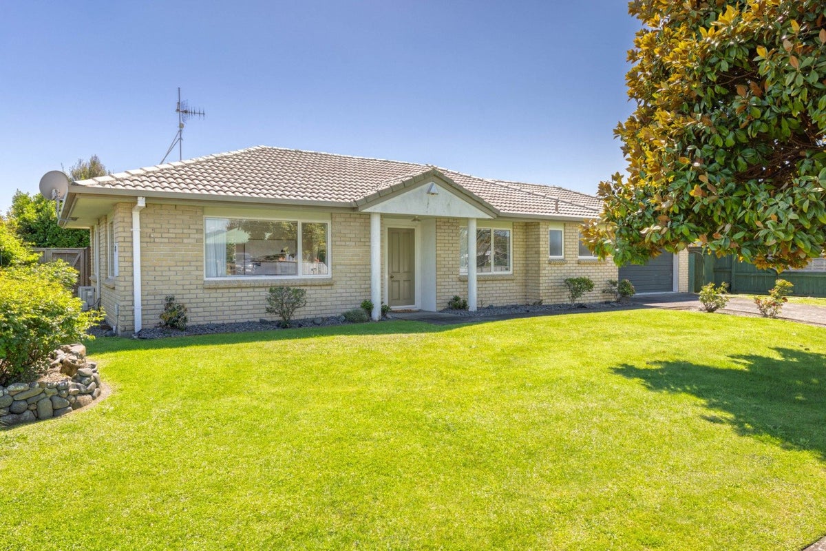 44 Stephens Place, Hairini, Tauranga - Carousel 1