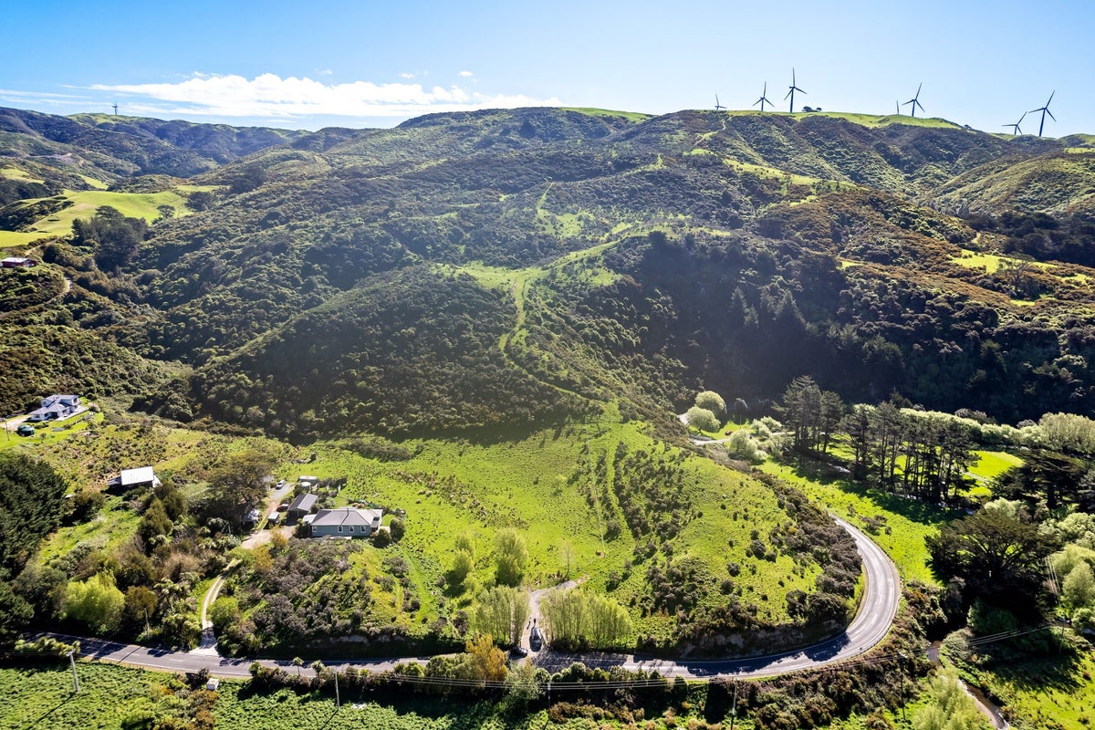525 Makara Road, Makara, Wellington - Carousel 2
