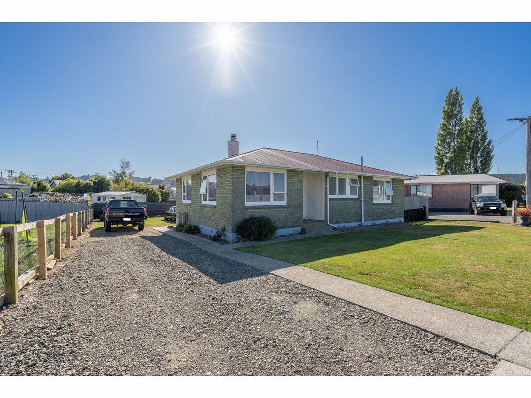 7 Anderson Place, East Gore, Gore - Carousel 1