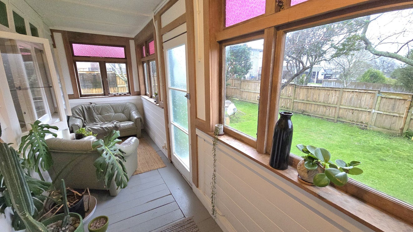 10/27 Nikau Street, New Lynn, Auckland - Carousel 10