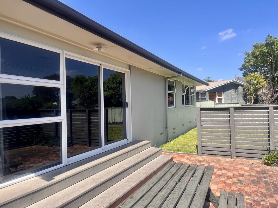 14 Pulham Crescent, Queenwood, Hamilton - Carousel 2